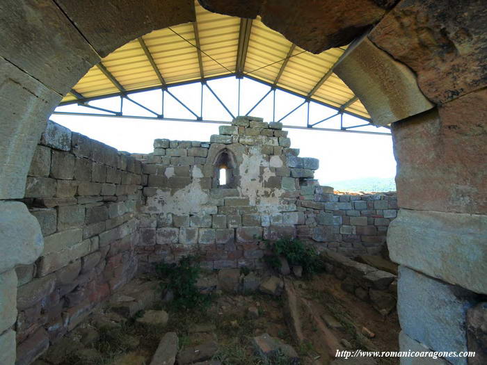 CABECERA DEL TEMPLO DESDE EL NGULO SUROESTE